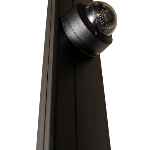 Tria M Pole