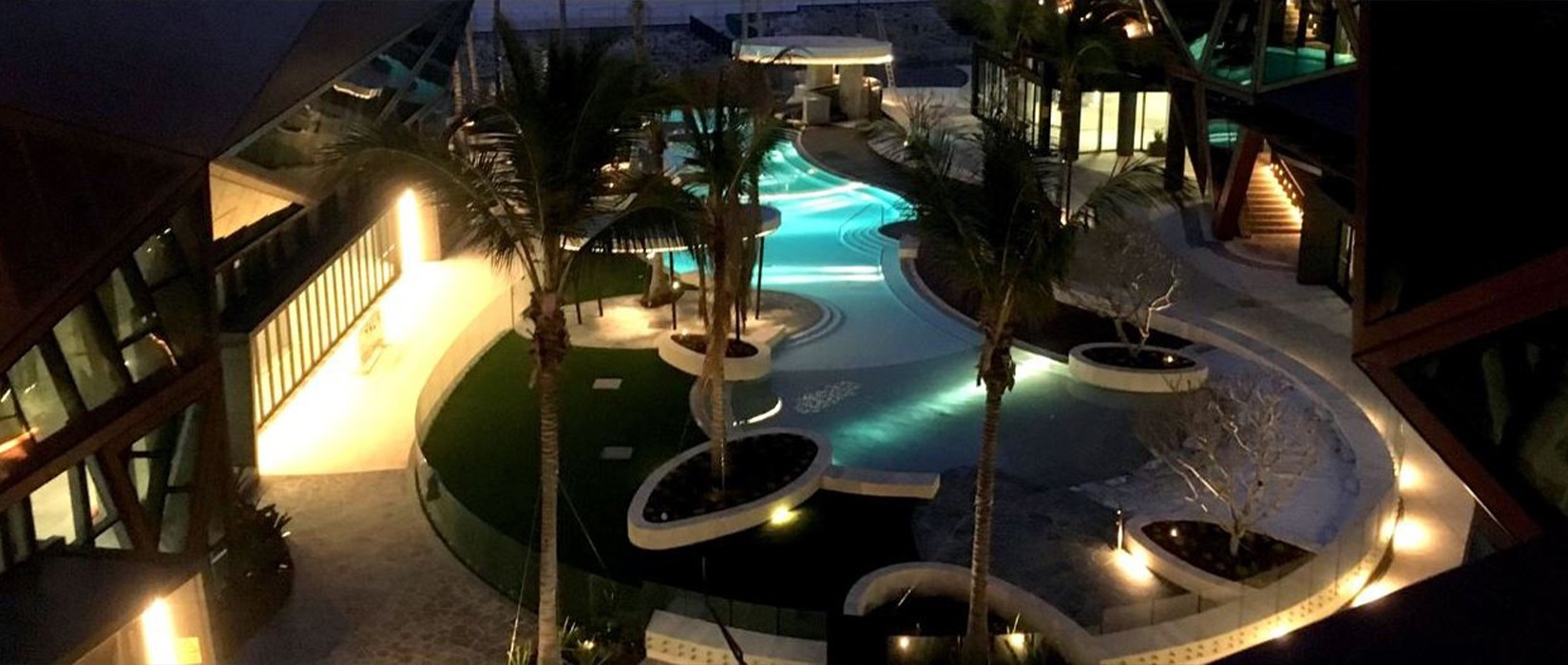 Langham Gold Coast Jewel Residence Pool