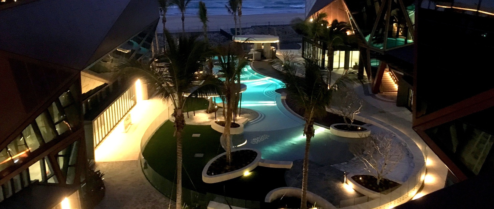 Langham Gold Coast Jewel Residence Pool